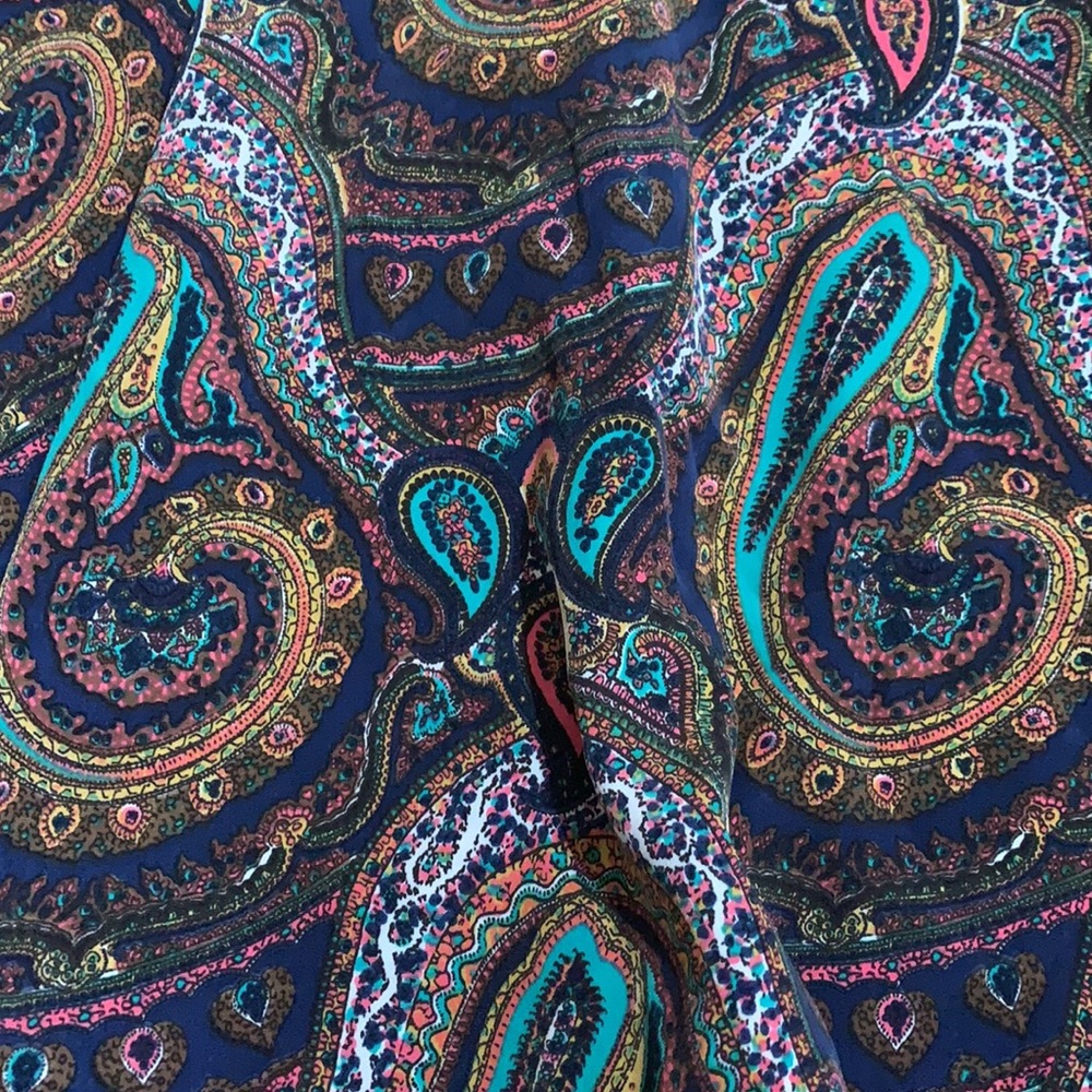 Lush Skirt - Picture 2 of 4